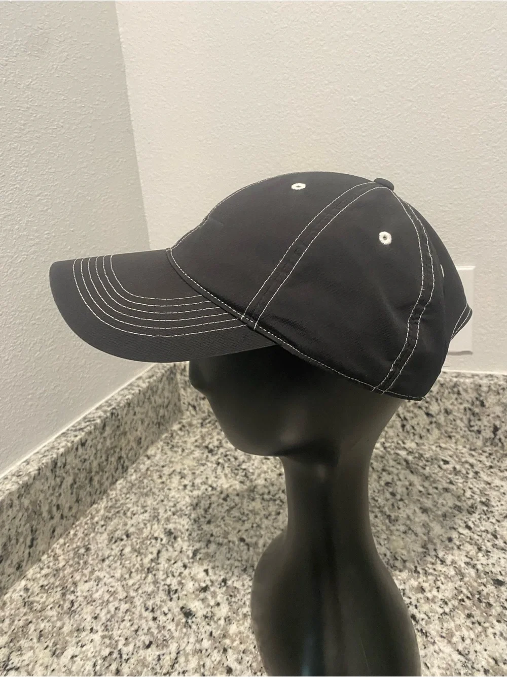 NIKE Golf Dri- Fit black baseball Cap